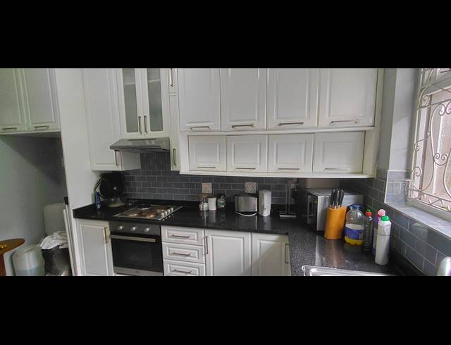 2 BEDROOM APARTMENT FOR SALE IN BULWER